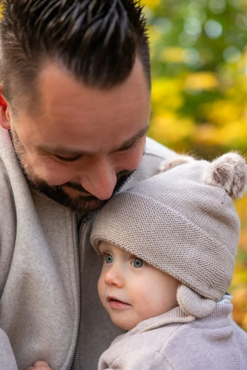 Vater mit Baby